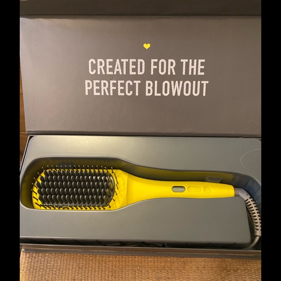 Drybar Hair Dry Bar Brush Crush Poshmark
